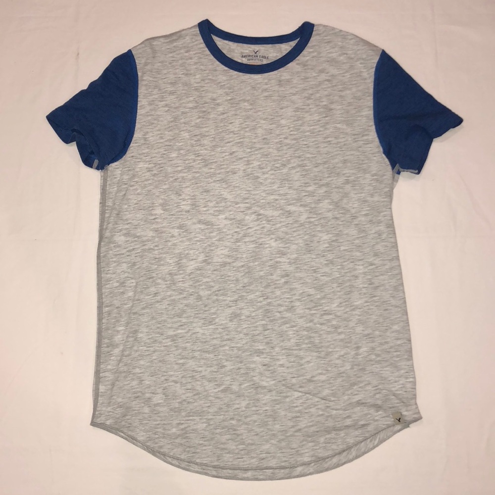 American Eagle shirt